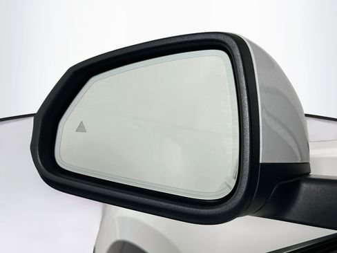 Used 2025 BMW X1 xDrive28i AWD/4WD image 16