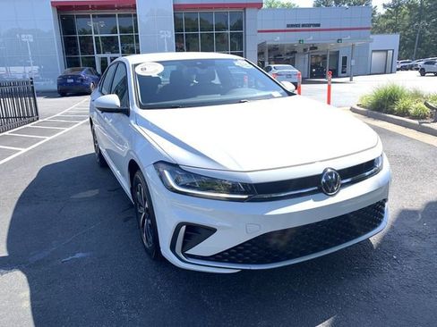 Used 2025 Volkswagen Jetta S FWD image 2