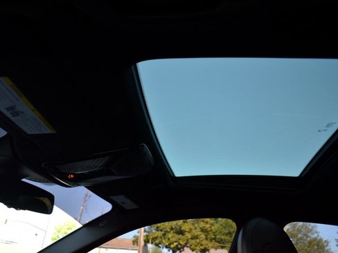 Used 2019 BMW 530i xDrive w/ Convenience Package image 44