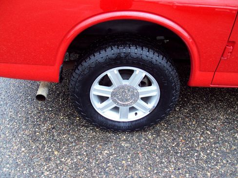 Used 2013 Chevrolet Express 1500 LT w/ LT Preferred Equipment Group image 30