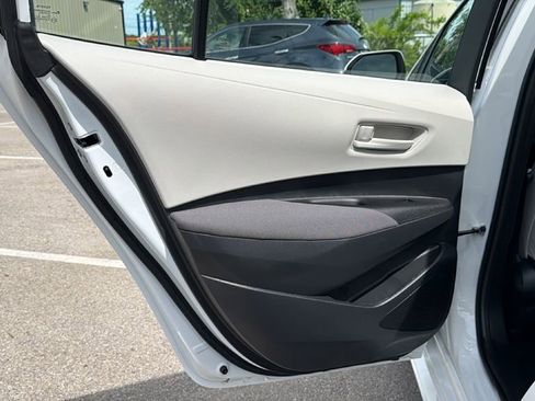 Used 2026 Toyota Corolla LE FWD image 33