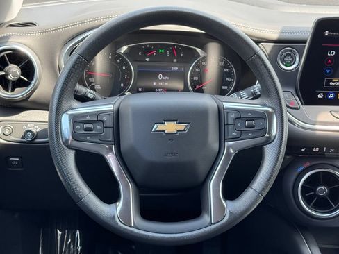 Used 2025 Chevrolet Blazer LT AWD/4WD image 8