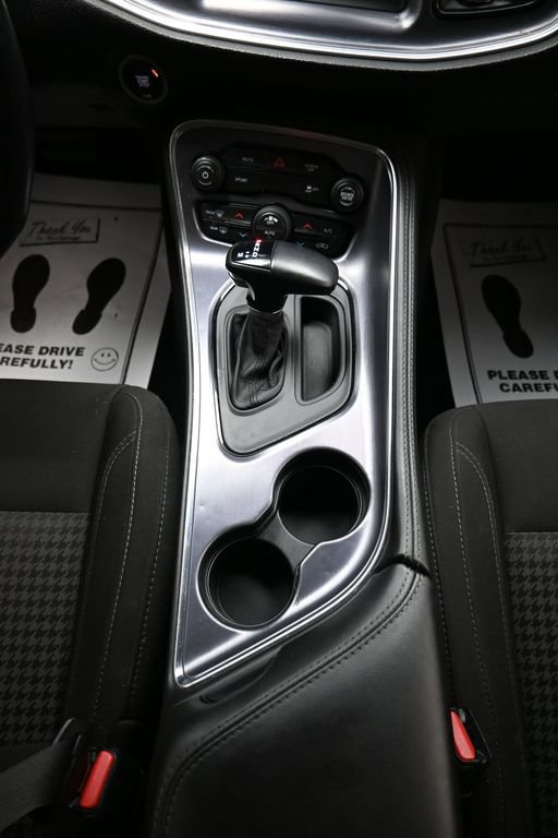 Used 2018 Dodge Challenger R/T RWD image 18