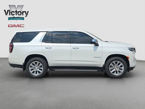 Used 2023 Chevrolet Tahoe Premier AWD/4WD image 18