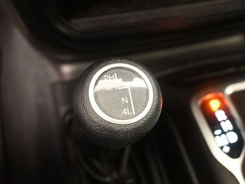 Used 2019 Jeep Wrangler Unlimited Sport S AWD/4WD image 26