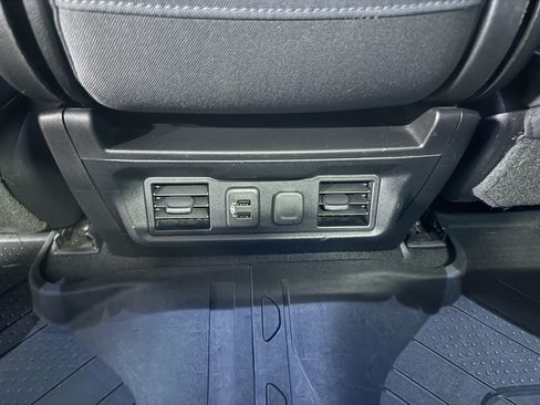 Used 2019 Chevrolet Silverado 1500 LT w/ All-Star Edition AWD/4WD image 28