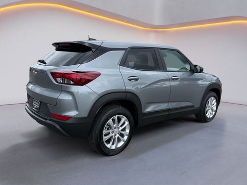 New 2026 Chevrolet TrailBlazer LS w/ LS Convenience Package FWD image 3