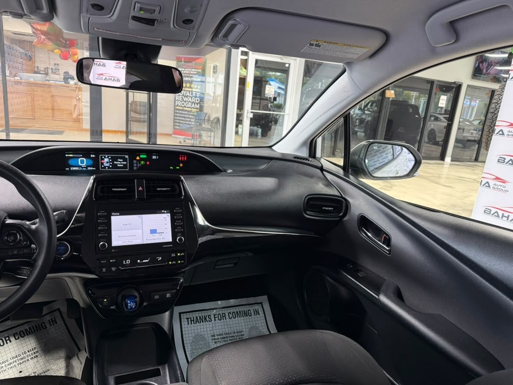 Used 2022 Toyota Prius LE FWD image 31