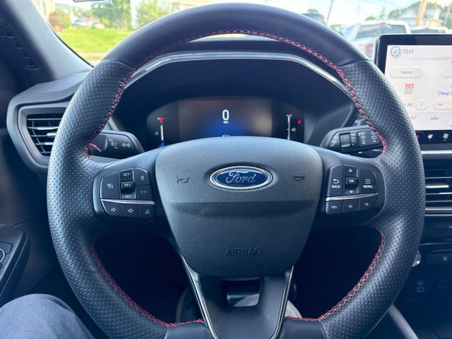 Certified 2023 Ford Escape ST-Line w/ Tech Pack #1 AWD/4WD image 12
