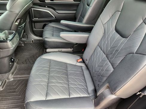 Certified 2023 Kia Telluride SX Prestige X-Line image 30