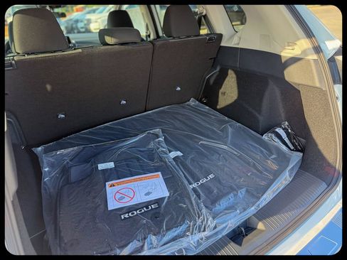 New 2026 Nissan Rogue SV w/ Cold Weather Package FWD image 15
