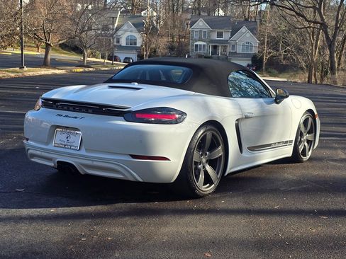 Used 2023 Porsche 718 Boxster image 12
