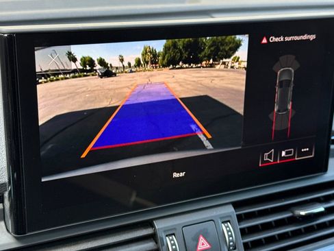 Used 2025 Audi Q5 2.0T Premium image 15