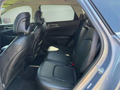 Used 2023 Kia Sportage EX FWD image 42
