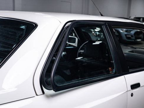 Used 1988 BMW M3 Coupe image 40