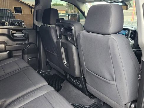 Used 2022 Chevrolet Silverado 1500 LT w/ Convenience Package II image 22