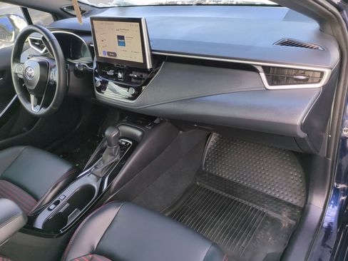 Used 2025 Toyota Corolla XSE image 29