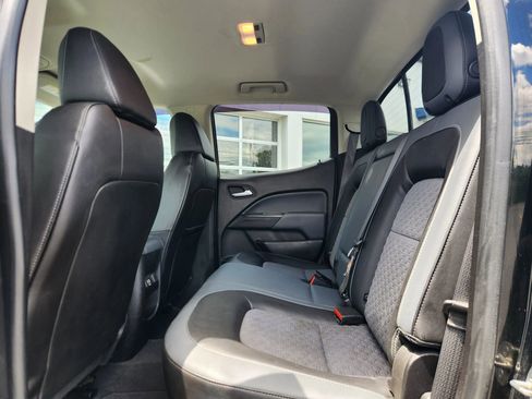 Used 2019 Chevrolet Colorado Z71 AWD/4WD image 38