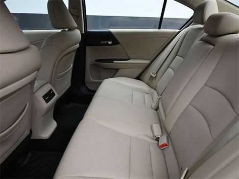 Used 2014 Honda Accord EX-L image 19