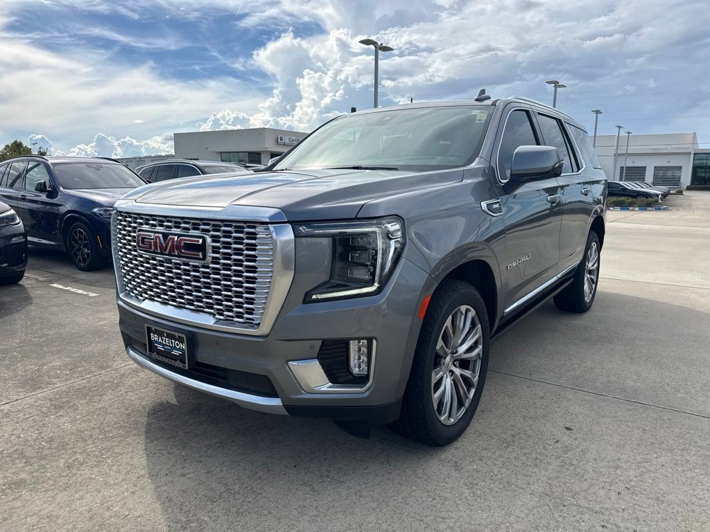 Used 2022 GMC Yukon Denali RWD image 1