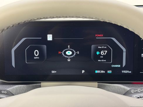 Used 2024 Kia EV9 Land image 18