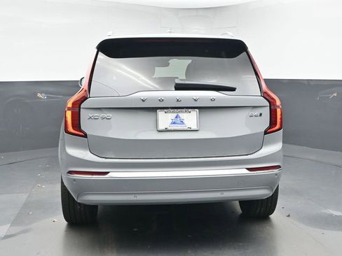 New 2026 Volvo XC90 B6 Plus w/ Protection Package Premier image 7