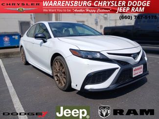 Used 2024 Toyota Camry SE image 1