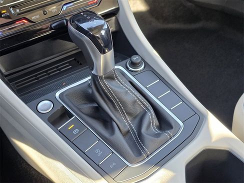 New 2026 Volkswagen Jetta SE image 15