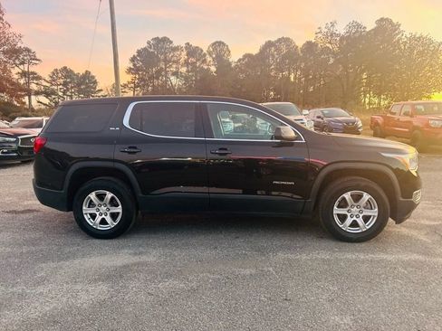 Used 2017 GMC Acadia SLE image 7