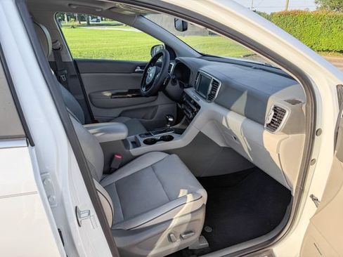 Used 2018 Kia Sportage SX FWD image 23