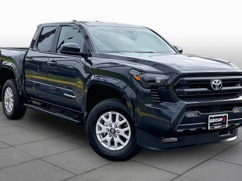 New 2026 Toyota Tacoma SR5 RWD image 2
