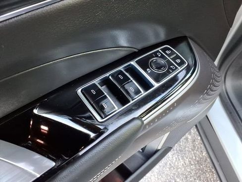 Certified 2024 Cadillac Lyriq Luxury image 27