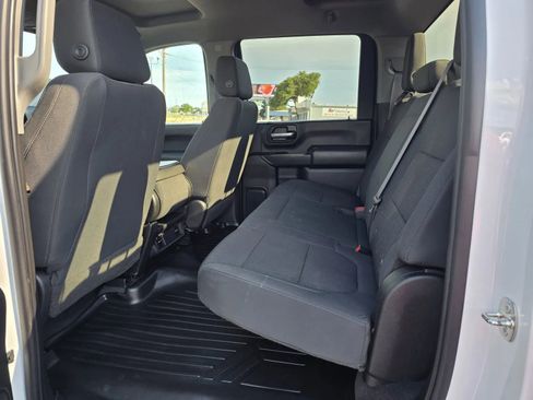 Used 2022 Chevrolet Silverado 2500 Custom w/ Infotainment Package AWD/4WD image 13