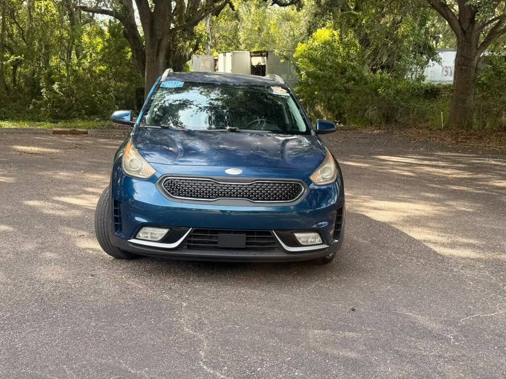 Used 2018 Kia Niro LX FWD image 2