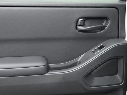 New 2026 Nissan Frontier SV AWD/4WD image 13