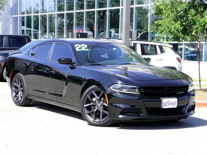 Used 2022 Dodge Charger SXT w/ Blacktop Package