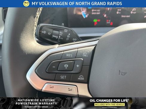 New 2026 Volkswagen Tiguan SE image 18