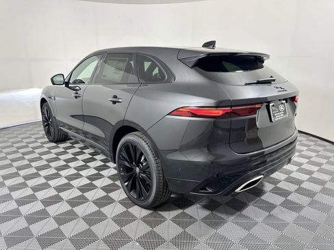 Used 2026 Jaguar F-PACE R-Dynamic S image 3