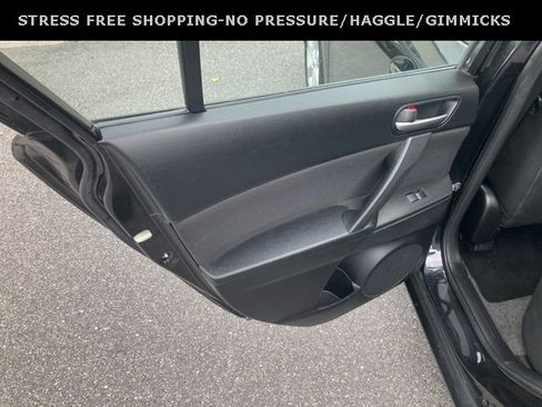 Used 2010 MAZDA MAZDA3 i Touring image 26