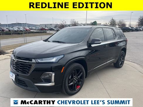 Used 2022 Chevrolet Traverse Premier w/ Redline Edition image 4