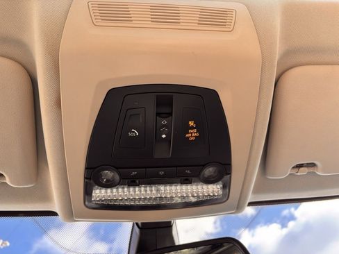 Used 2011 BMW 535i Sedan image 24