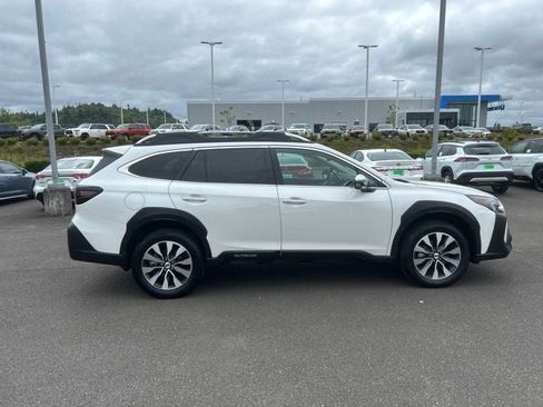 Used 2025 Subaru Outback Touring XT w/ Popular Package #2 AWD/4WD image 12