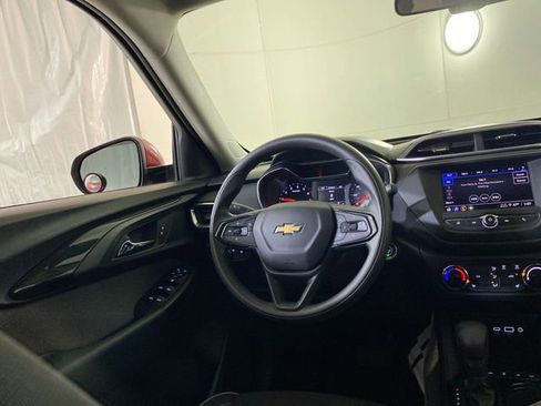 Used 2022 Chevrolet TrailBlazer LT image 15