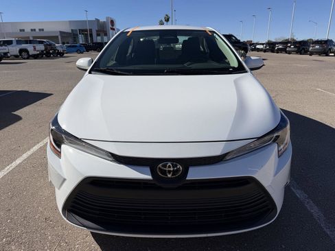 Used 2023 Toyota Corolla LE image 8