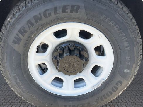 Used 2024 Chevrolet Brightdrop 600 w/ Commercial Equipment Package AWD/4WD image 11