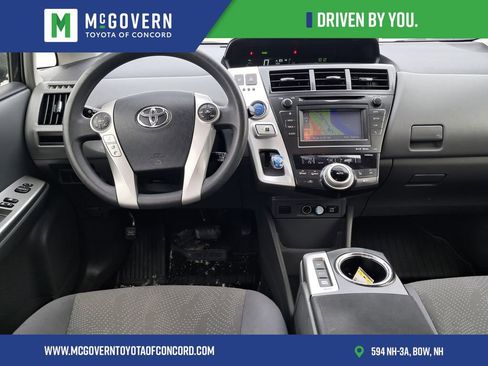 Used 2014 Toyota Prius V Three image 13