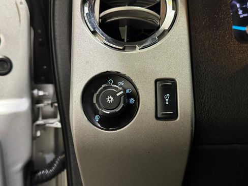 Used 2015 Ford F250 Lariat w/ Lariat Ultimate Package image 27