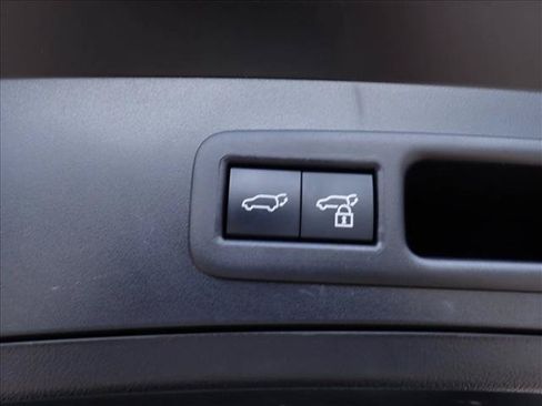 Used 2025 Lexus UX 300h AWD w/ Cold Area Package image 9