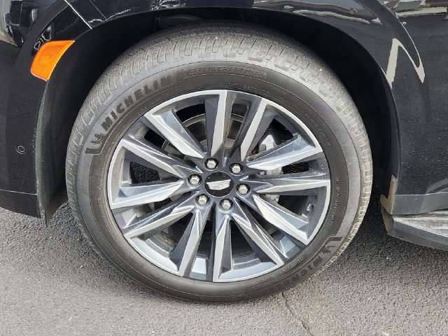 Used 2021 Cadillac Escalade Sport Platinum AWD/4WD image 18