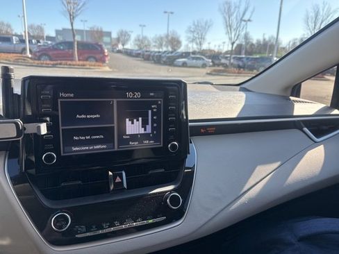 Used 2020 Toyota Corolla LE w/ Phone Cable & Charge Package image 8